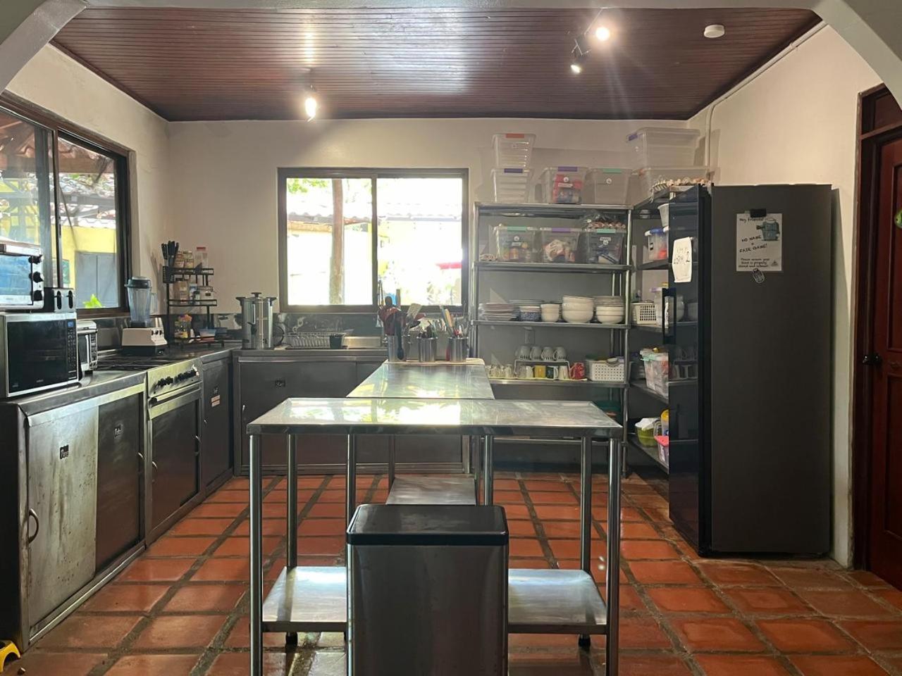Tamarindo Backpackers旅舍 外观 照片